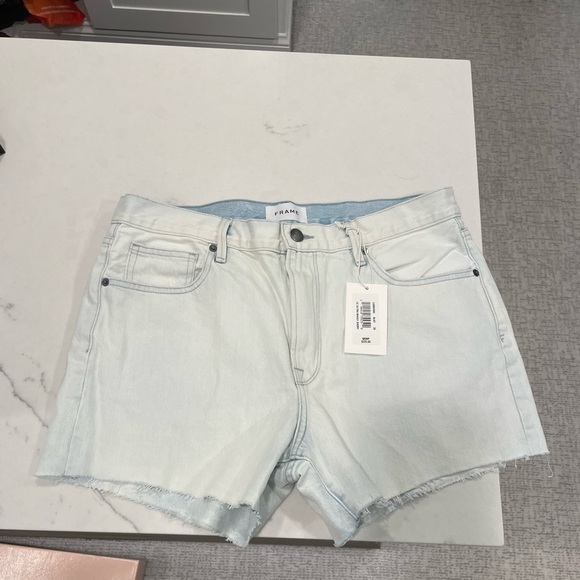 NWT Frame Le Ultra Baggy Short - Picture 2 of 5
